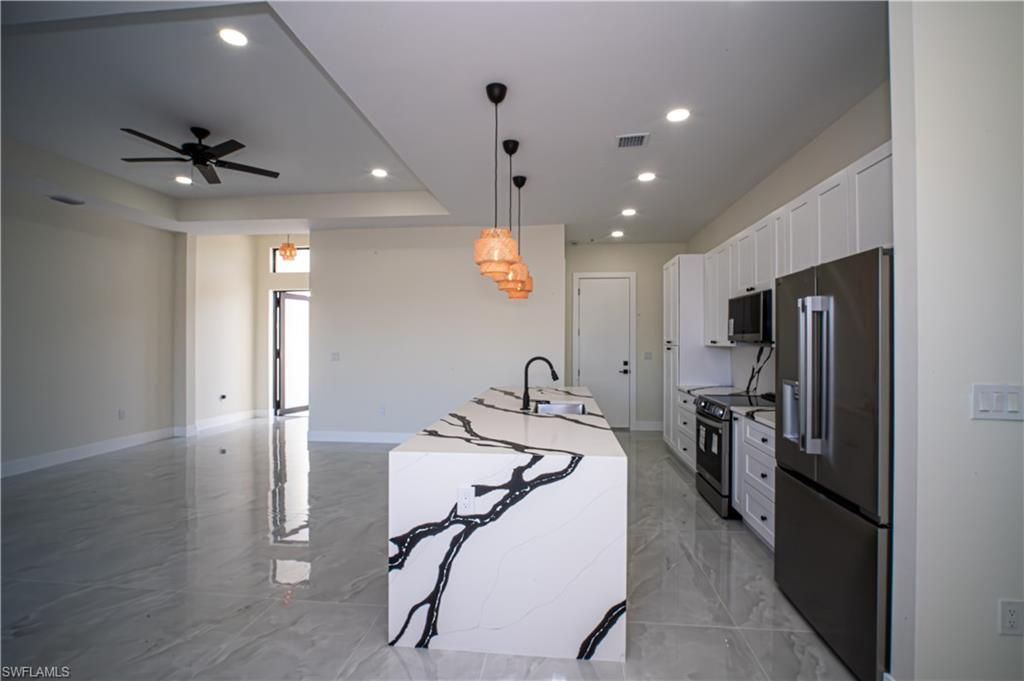 2903 E 17th ST, LEHIGH ACRES, FL 33972 — photo 2