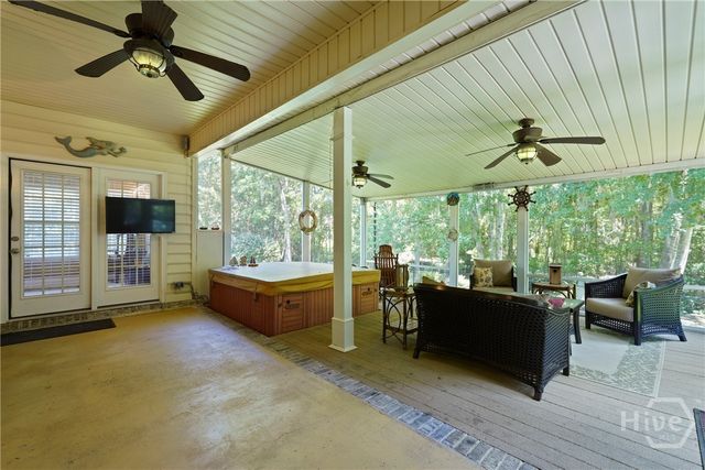 99 Mcgregor Circle, Richmond Hill, GA 31324