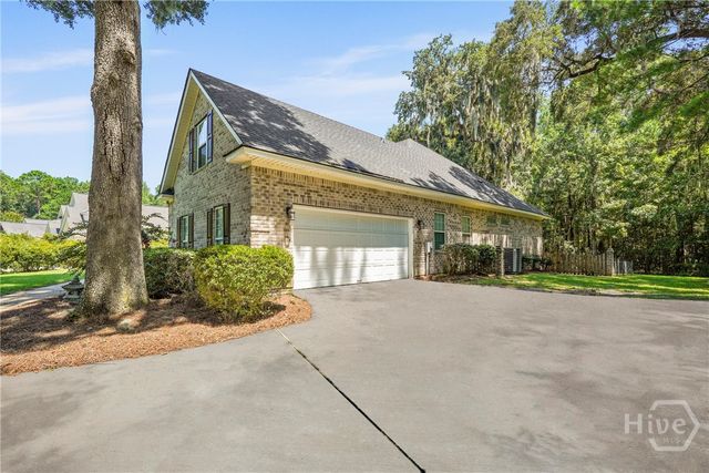 99 Mcgregor Circle, Richmond Hill, GA 31324