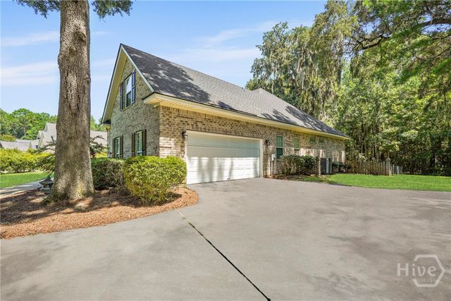 99 Mcgregor Circle, Richmond Hill, GA 31324