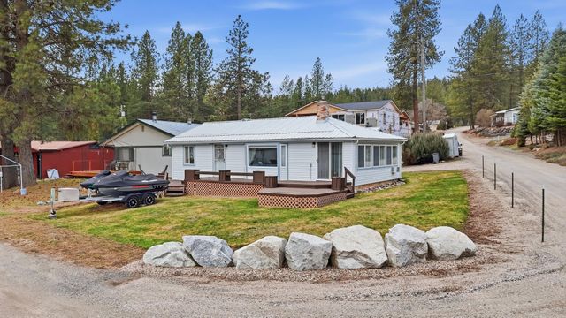 41914 Robert Rd, Loon Lake, WA 99148