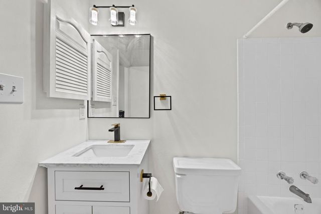 20017 SPUR HILL DR, Gaithersburg, MD 20886