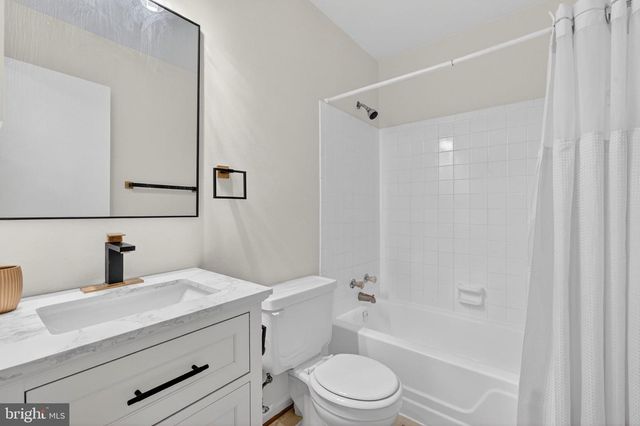 20017 SPUR HILL DR, Gaithersburg, MD 20886