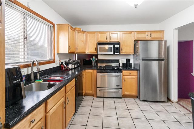 5646 Fernwood Court, Matteson, IL 60443