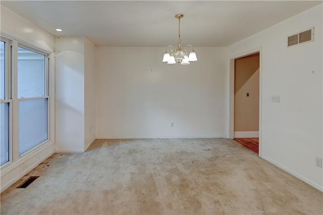 28385 Woodland Road, Paola, KS 66071