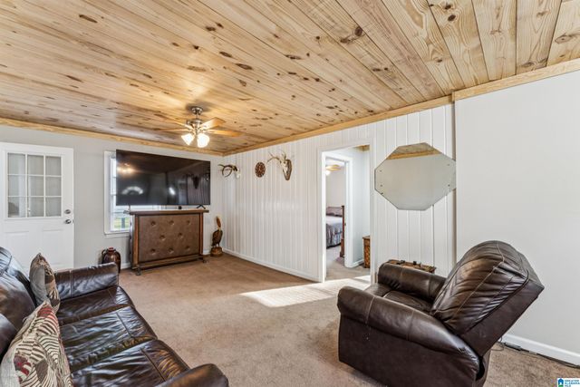 2301 27TH AVENUE N, Hueytown, AL 35023