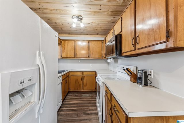 2301 27TH AVENUE N, Hueytown, AL 35023