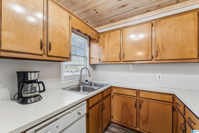 2301 27TH AVENUE N, Hueytown, AL 35023