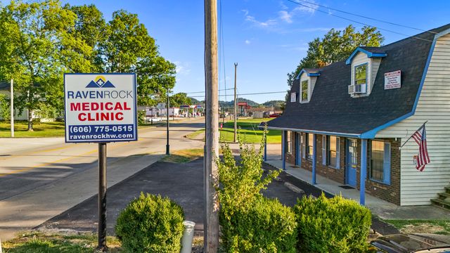 101 N Main Street, Stanton, KY 40380
