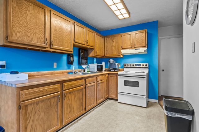 101 N Main Street, Stanton, KY 40380