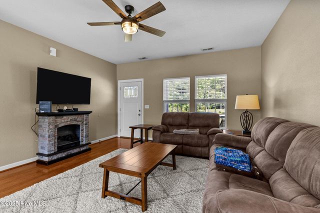 351 NW Backwoods Road, Moyock, NC 27958