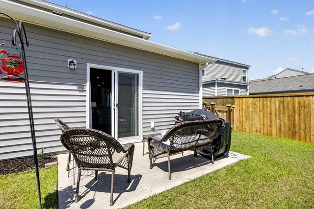 410 Eastern Pine, Summerville, SC 29486