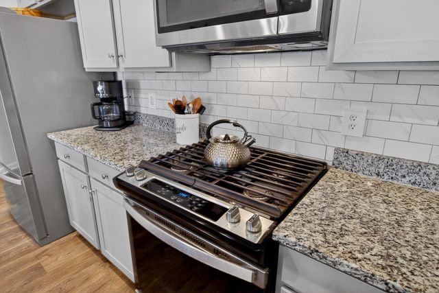 410 Eastern Pine, Summerville, SC 29486