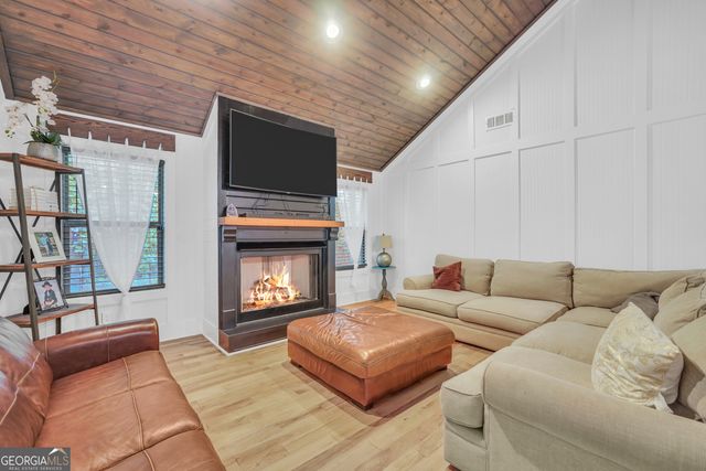 620 Rocky Creek Road, Forsyth, GA 31029