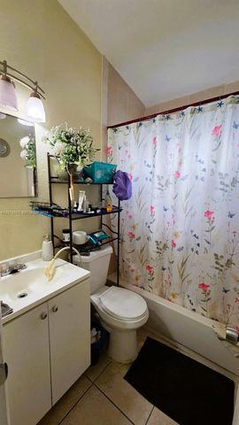 2335 NW 55th St, Miami, FL 33142