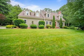 71 Deerwood Hollow, Chester, NH 03036