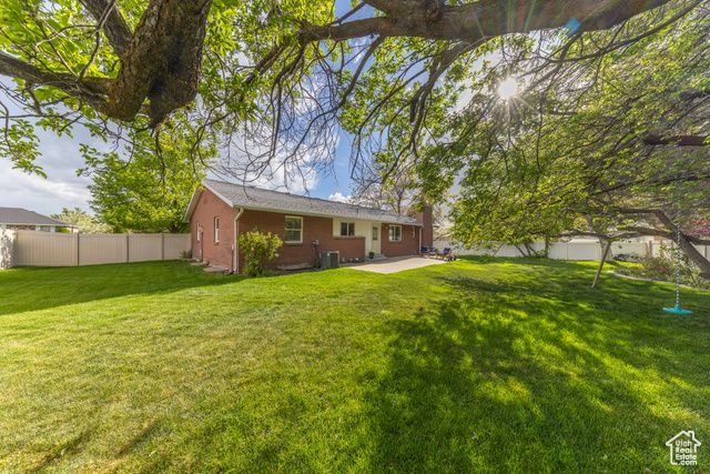 1145 CREEK VIEW DR, Fruit Heights, UT 84037