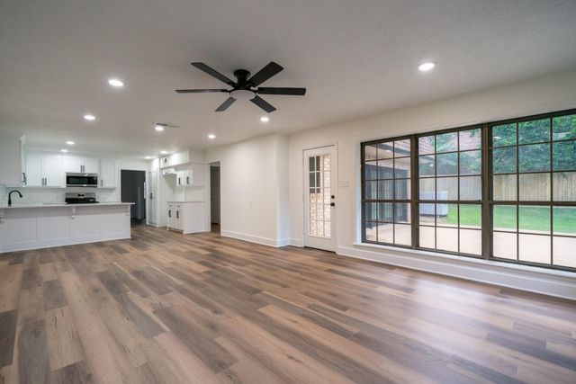 1503 Waterlily Lane, Longview, TX 75604