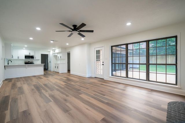 1503 Waterlily Lane, Longview, TX 75604