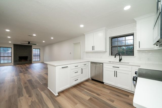 1503 Waterlily Lane, Longview, TX 75604