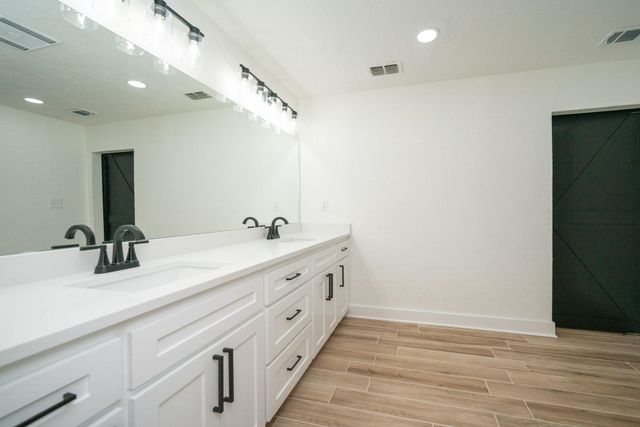 1503 Waterlily Lane, Longview, TX 75604