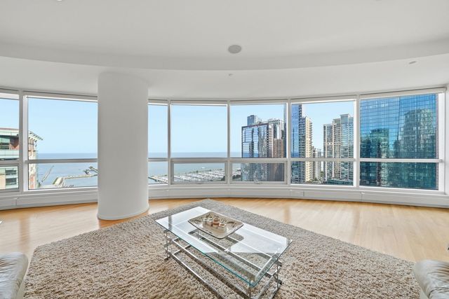 415 E North Water Street 2805, Chicago, IL 60611