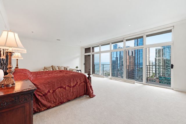 415 E North Water Street 2805, Chicago, IL 60611