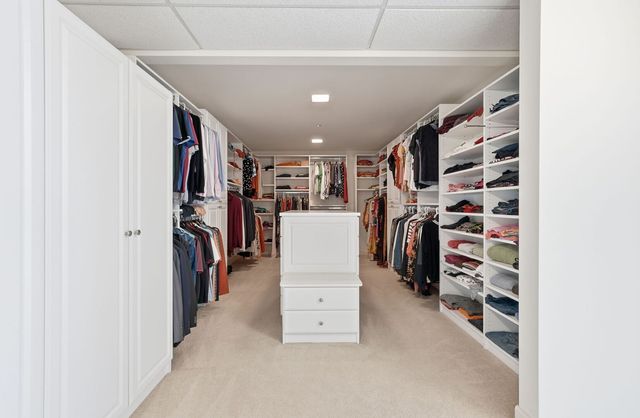 415 E North Water Street 2805, Chicago, IL 60611