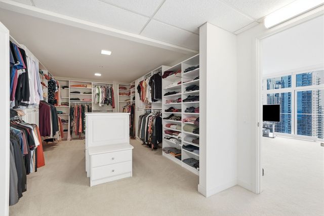 415 E North Water Street 2805, Chicago, IL 60611