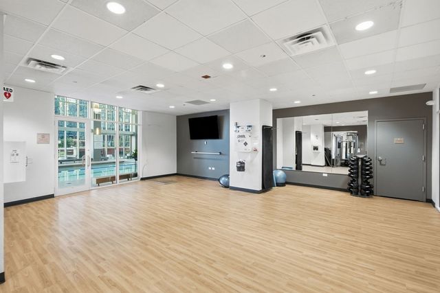 415 E North Water Street 2805, Chicago, IL 60611