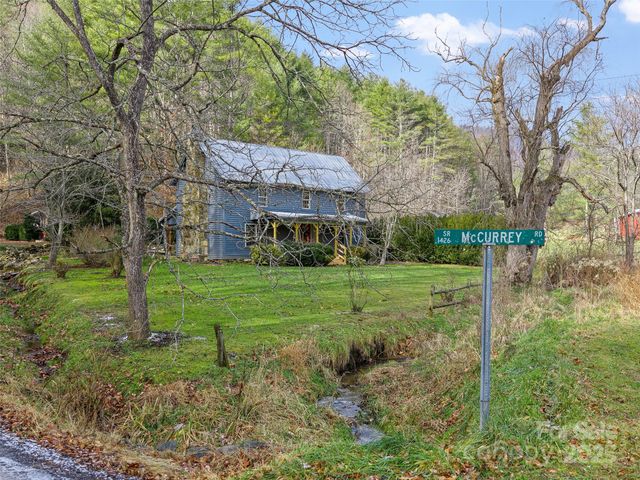 34 McCurry Road, Burnsville, NC 28714