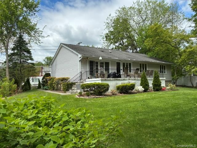 727 Wilmot Road, Scarsdale, NY 10583