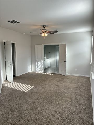 1909 Drover Creek Road, Aubrey, TX 76227