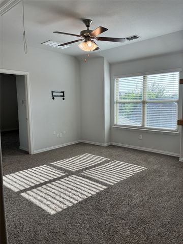 1909 Drover Creek Road, Aubrey, TX 76227