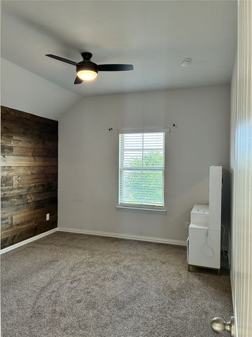 1909 Drover Creek Road, Aubrey, TX 76227