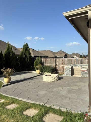 1909 Drover Creek Road, Aubrey, TX 76227