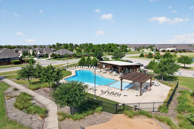 1909 Drover Creek Road, Aubrey, TX 76227