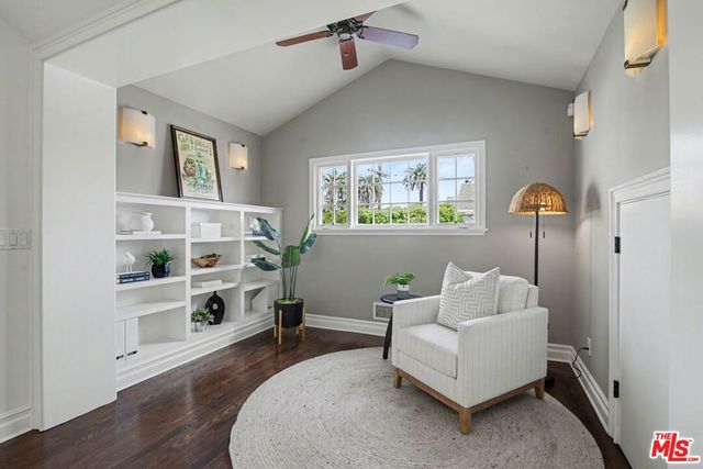 2114 Glendon Avenue, Los Angeles, CA 90025