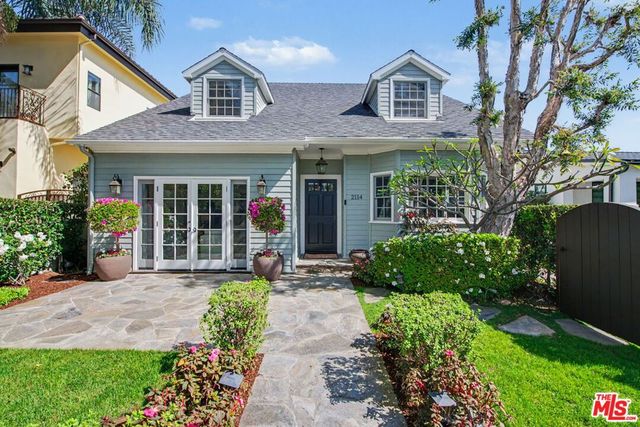2114 Glendon Avenue, Los Angeles, CA 90025