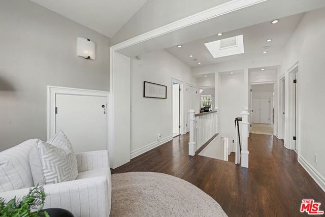 2114 Glendon Avenue, Los Angeles, CA 90025