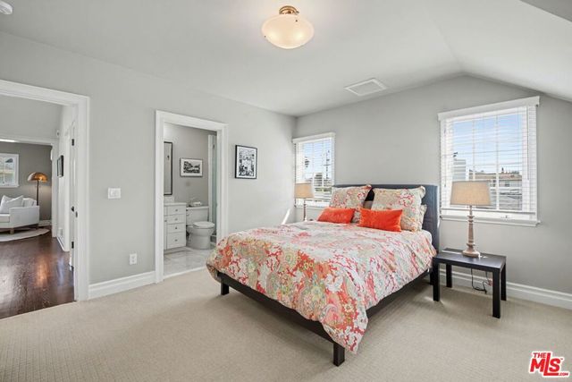 2114 Glendon Avenue, Los Angeles, CA 90025