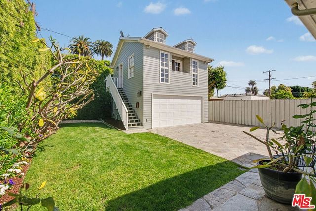 2114 Glendon Avenue, Los Angeles, CA 90025