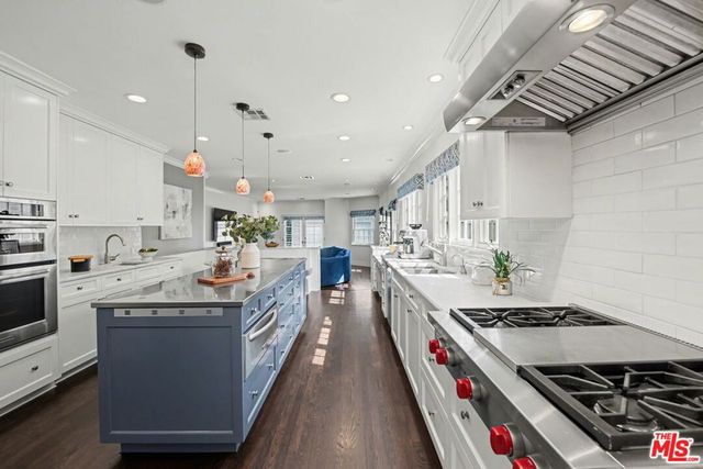 2114 Glendon Avenue, Los Angeles, CA 90025