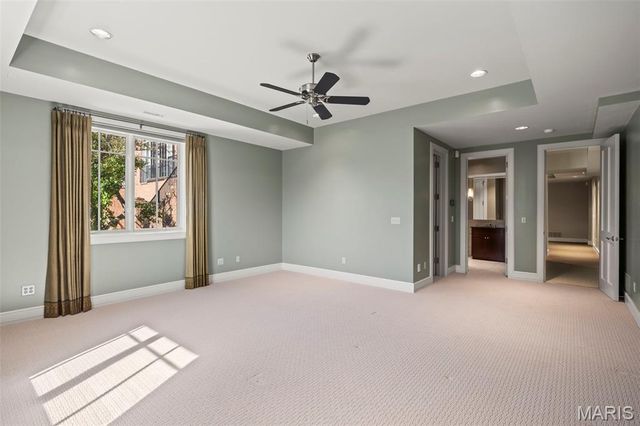 17 Bridle Ridge Lane, Huntleigh, MO 63131