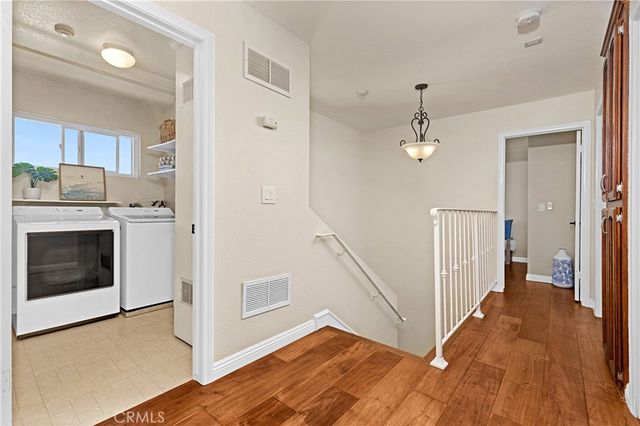 2517 Gates Avenue A, Redondo Beach, CA 90278