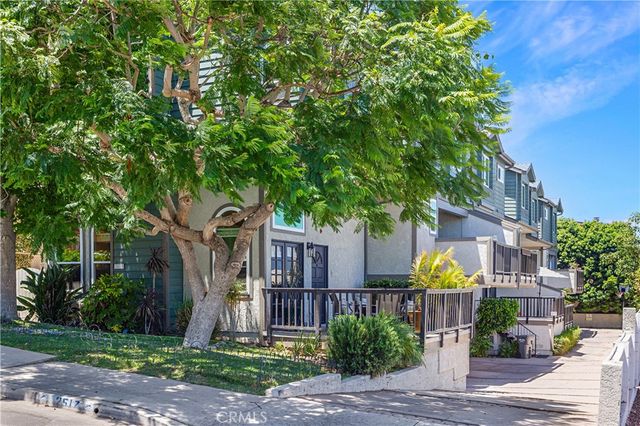 2517 Gates Avenue A, Redondo Beach, CA 90278