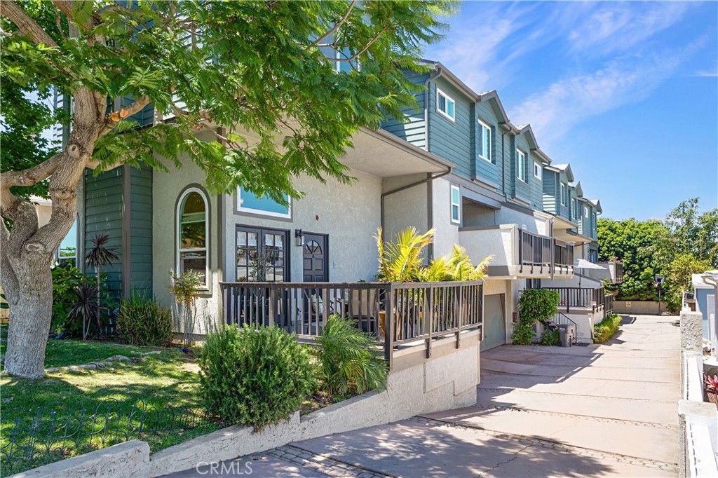 2517 Gates Avenue A, Redondo Beach, CA 90278