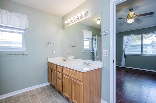 814 Lantana LN, Leander, TX 78641