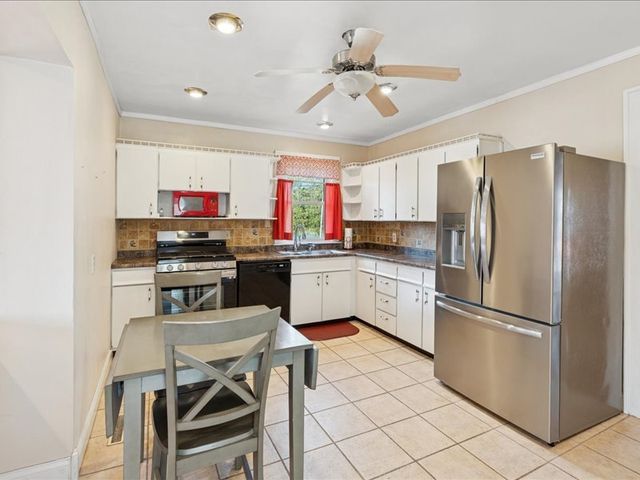 2311 12th Street, Moline, IL 61265