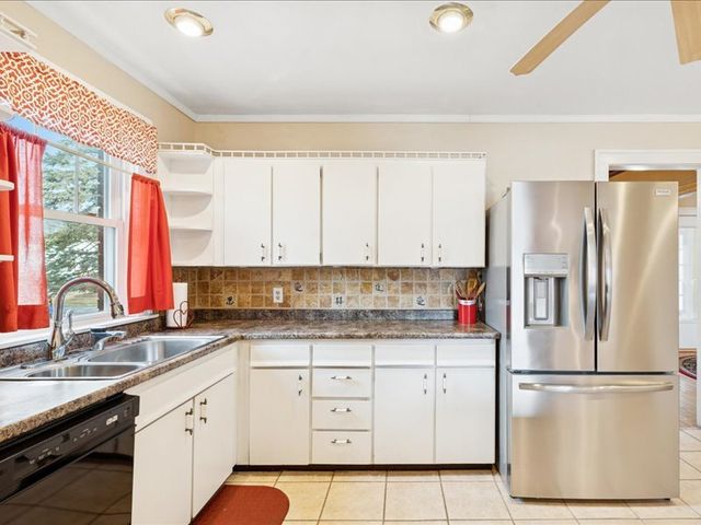 2311 12th Street, Moline, IL 61265